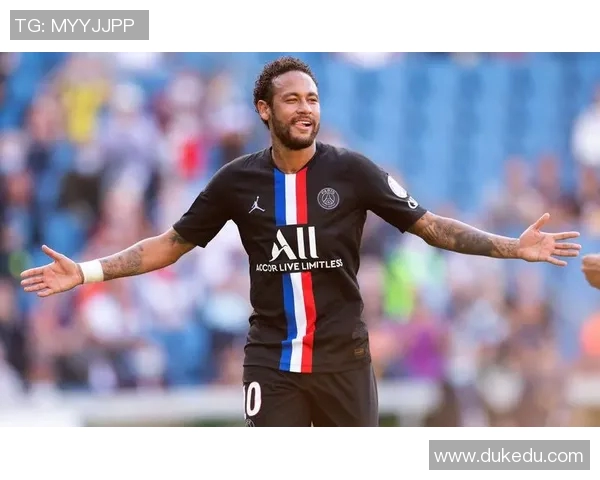 法甲激战南特主场迎战豪门巴黎圣日耳曼争夺三分之战即将开启