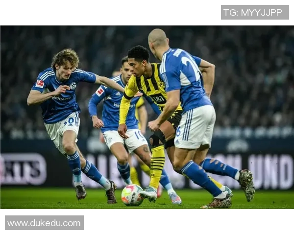 沙尔克04糟糕表现，德甲尴尬连败形势堪忧