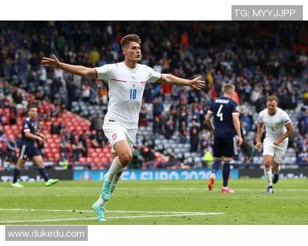 卡塔尔与捷克足球对决谁将赢得胜利分析与预测